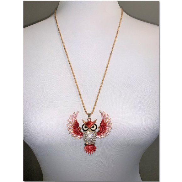 Betsey Johnson Sparkly Open Winged Crystal Owl Pendant Statement Necklace EUC - Picture 1 of 6